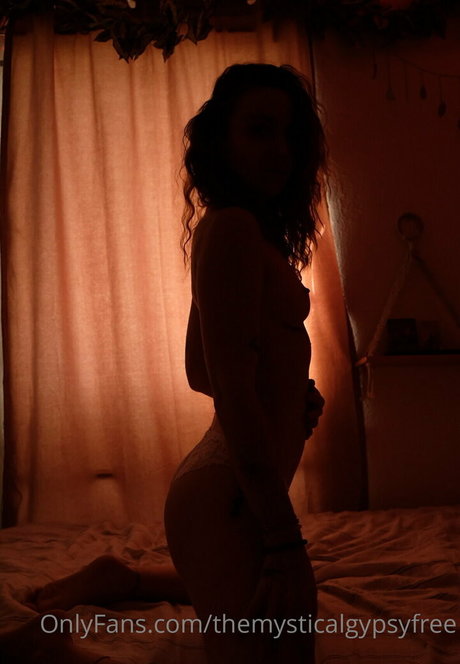 Themysticalvixen star adult images