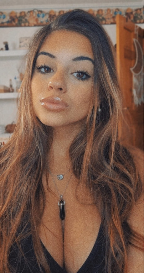 allyson noelle profile image