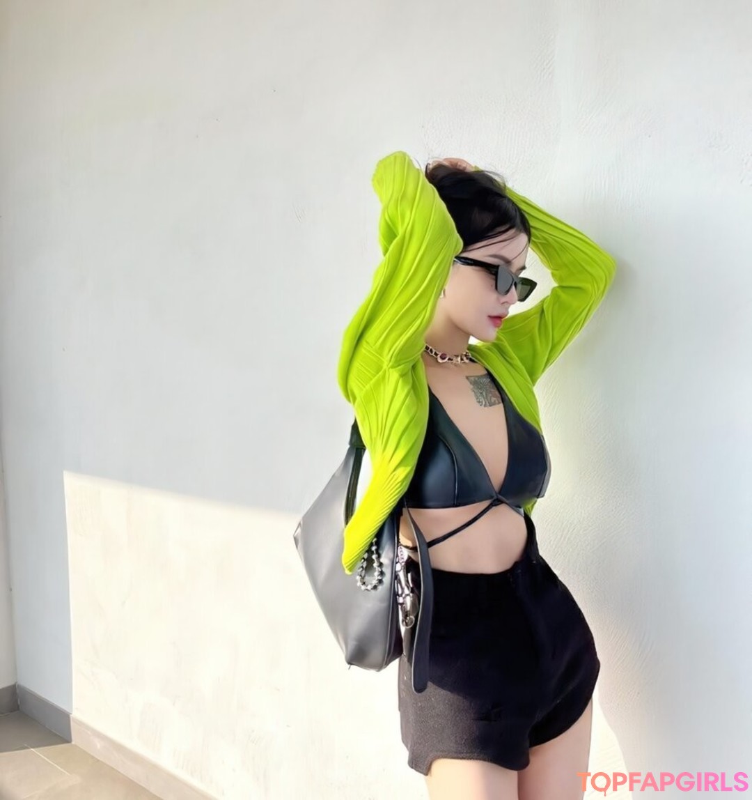 xyyoff sexy actress img