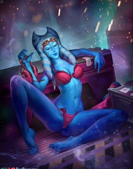 CptPopcorn naked model photos