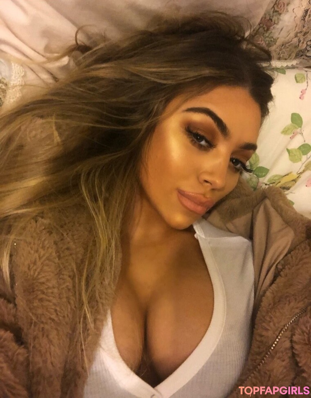 blonde college onlyfans sexy photo