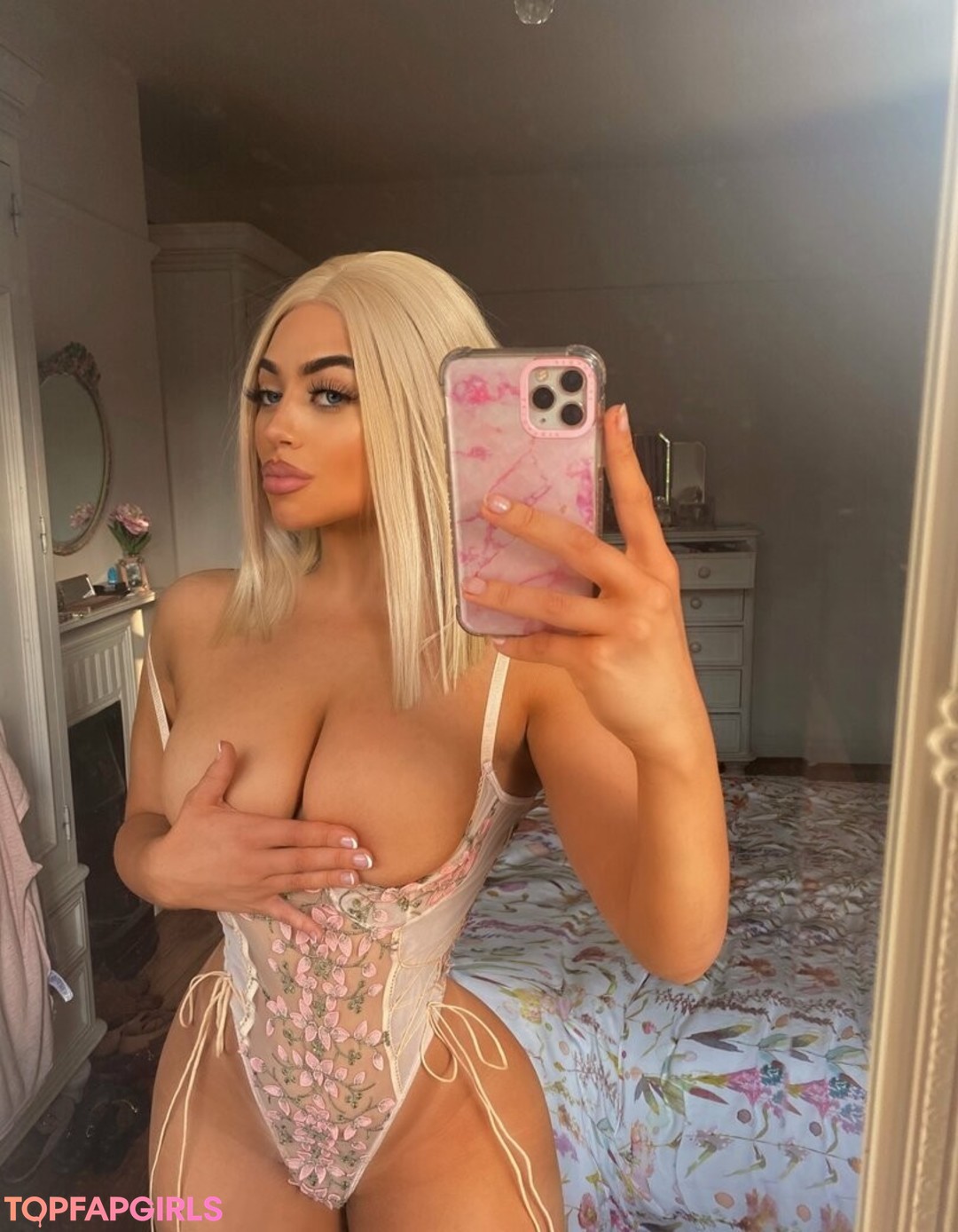 Kate Isobel hd star image