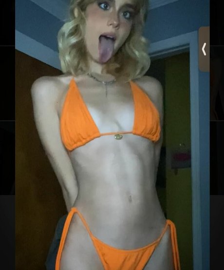 Petitegothgirl nude model photos