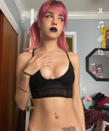 Petitegothgirl pornographic model pictures