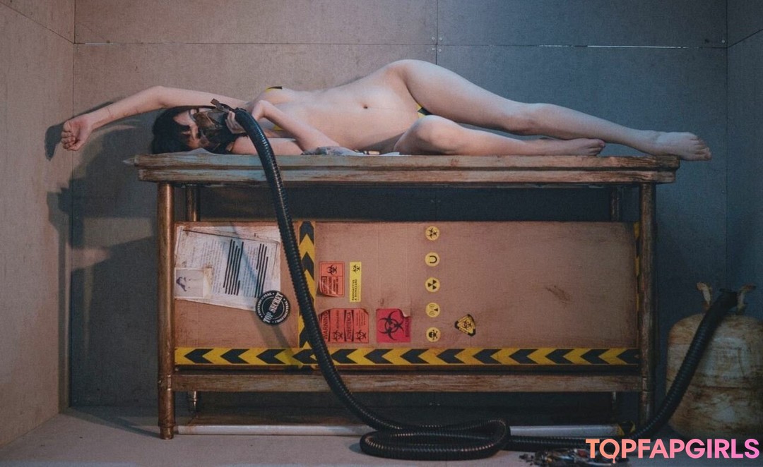Shinkojima naked model galleries