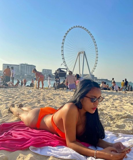 Nikki Lerona adult model galleries