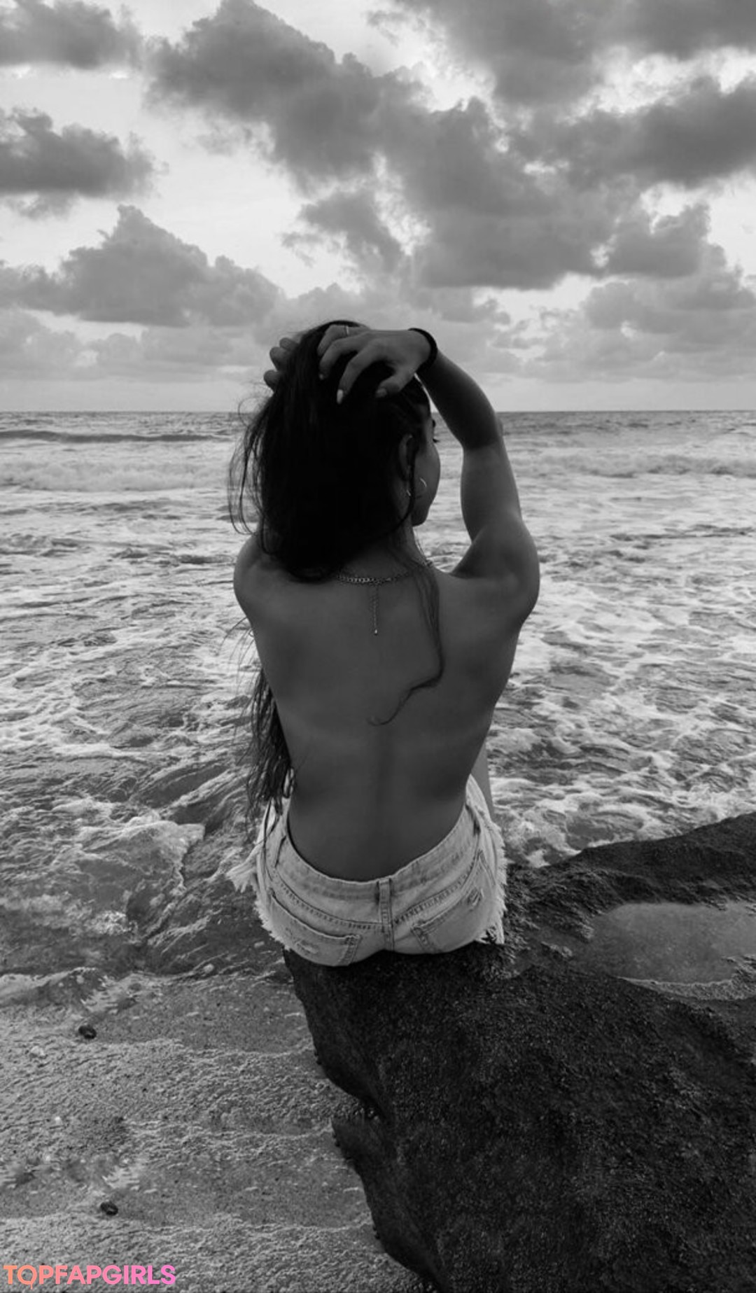 Lia Barlev star naked img