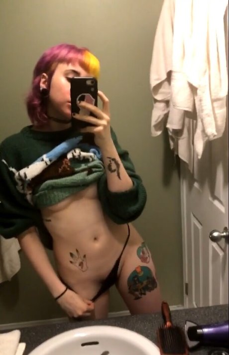 bodybuilder girls onlyfans erotic image