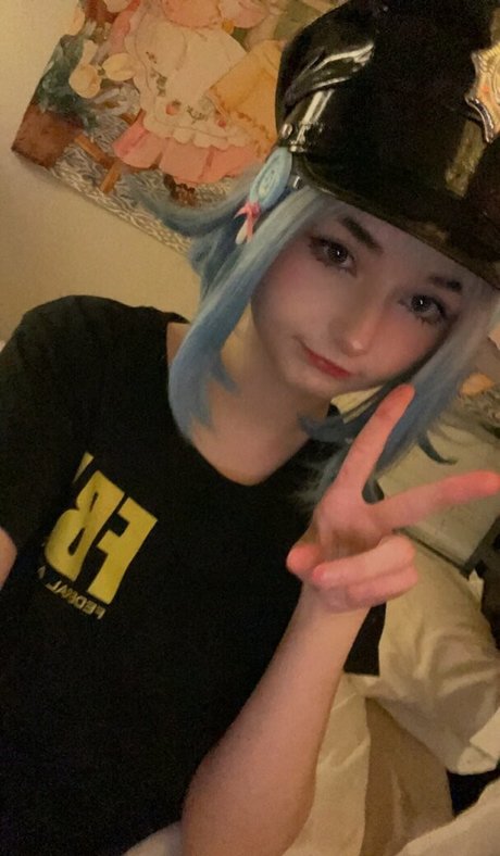 llampinq model xxx gallery