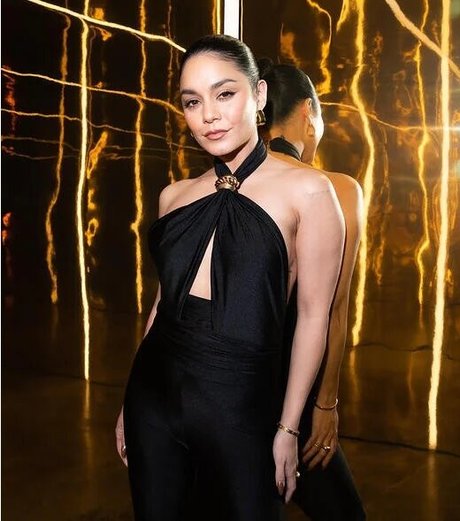 Vanessa Hudgens adult star gallery