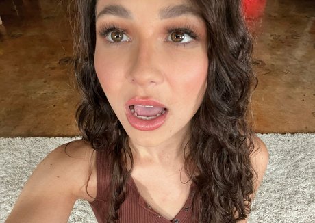 lizjordanxxx pornstar sexy images