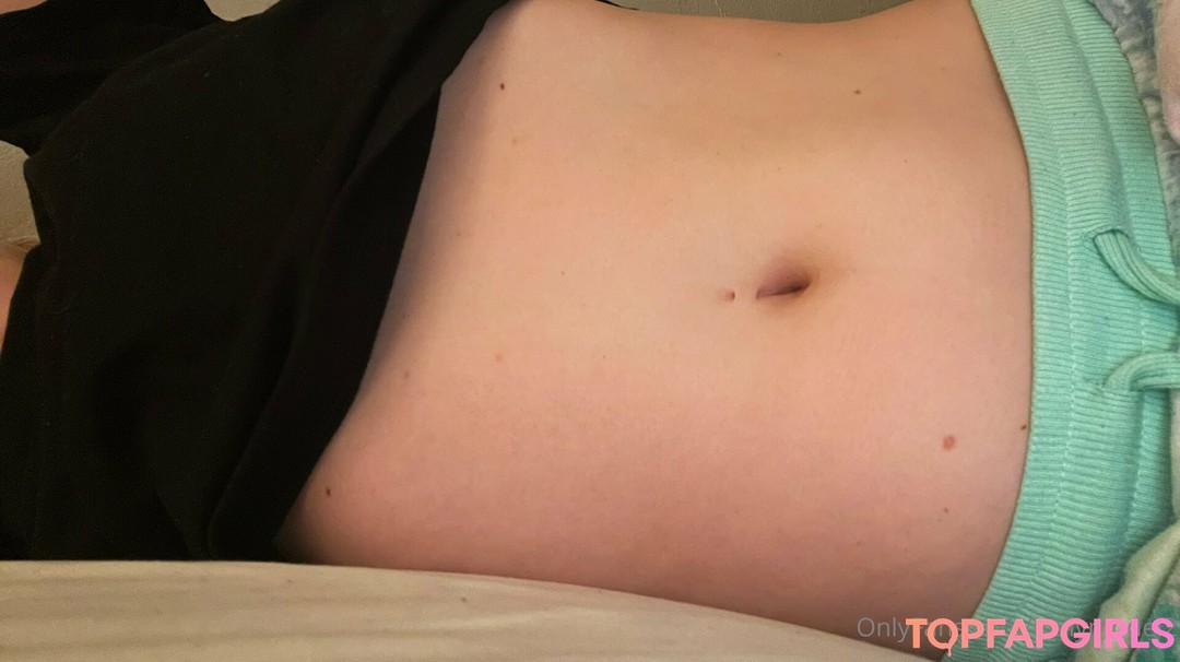bellymodel2 nice star photo