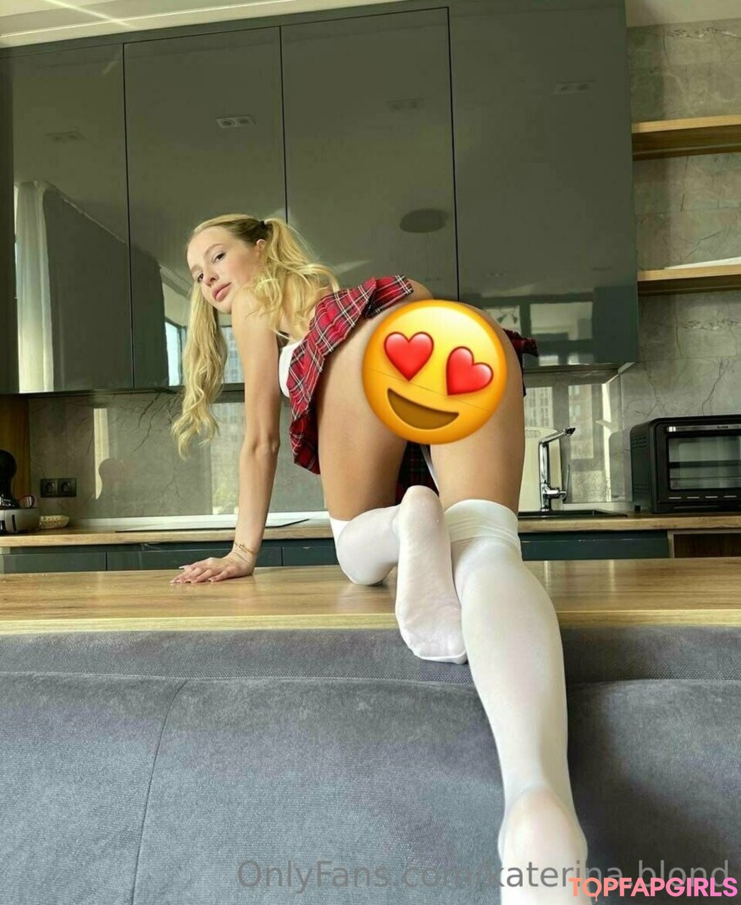 katerina blondx model pornographic photos