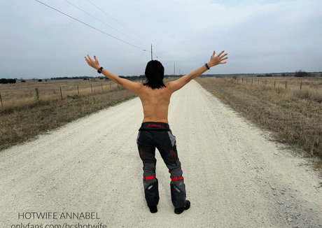 hotwifeannabell nudes star gallery