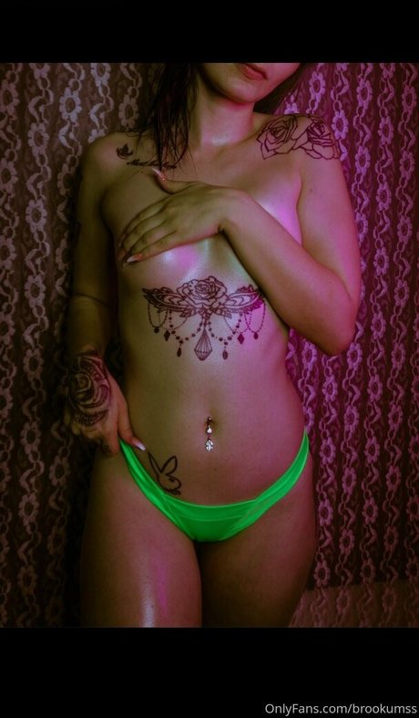 Brooke Ogden high quality model img