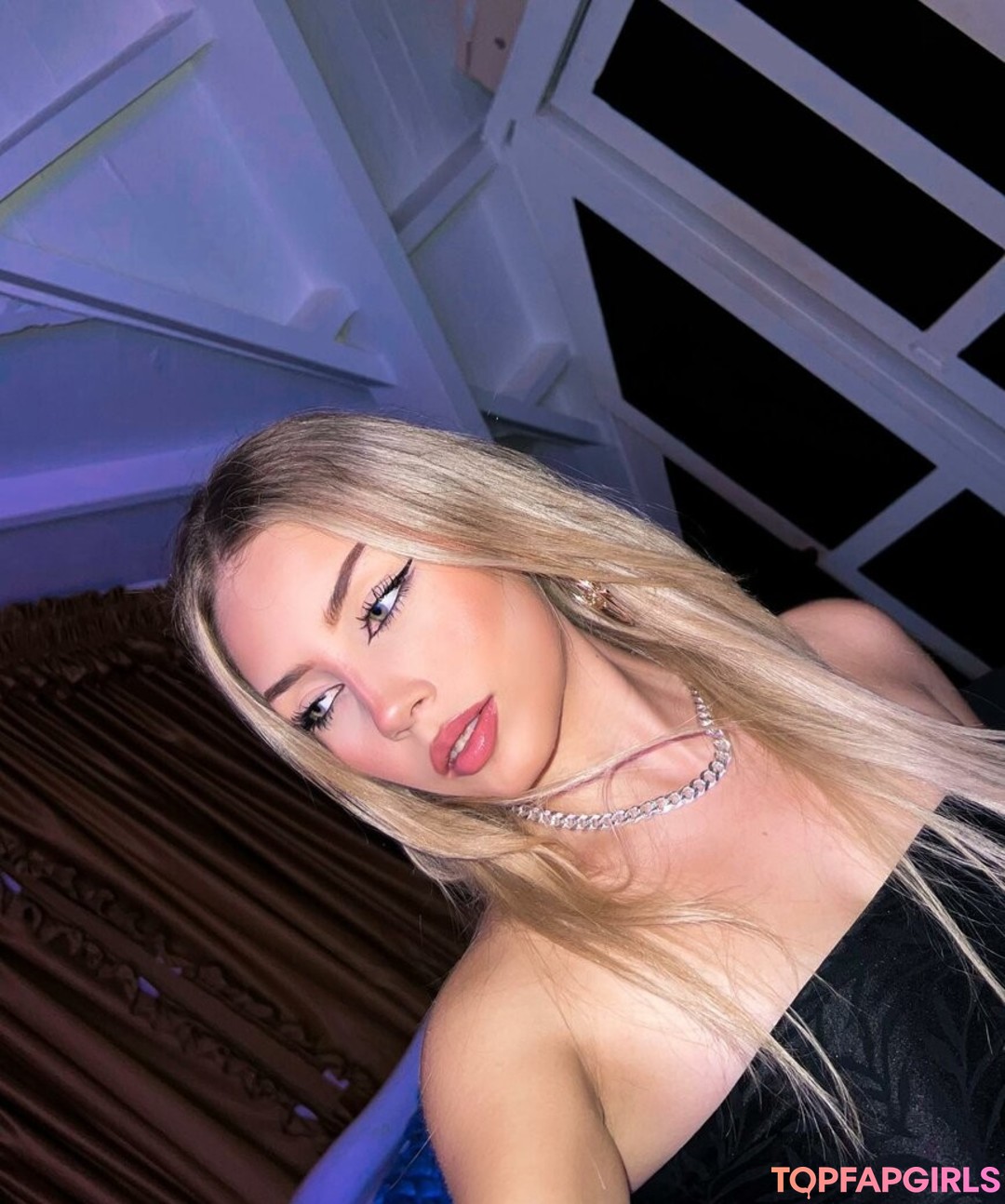 trivitv pornstar nude photos
