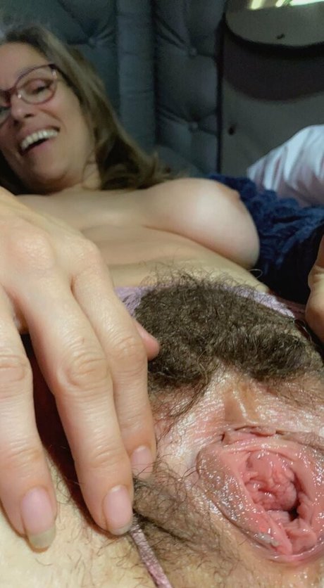 mrssteadyriver model high quality images