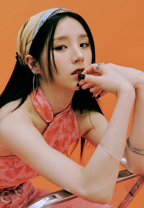 HeeJin exclusive star galleries