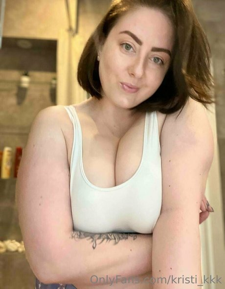 Sweet Buns nude pornstar pics