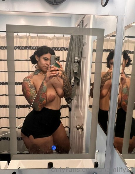 lee17 2 exclusive actress galleries