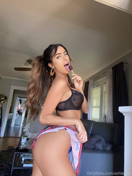 Ashley Gottfredson xxx actress image