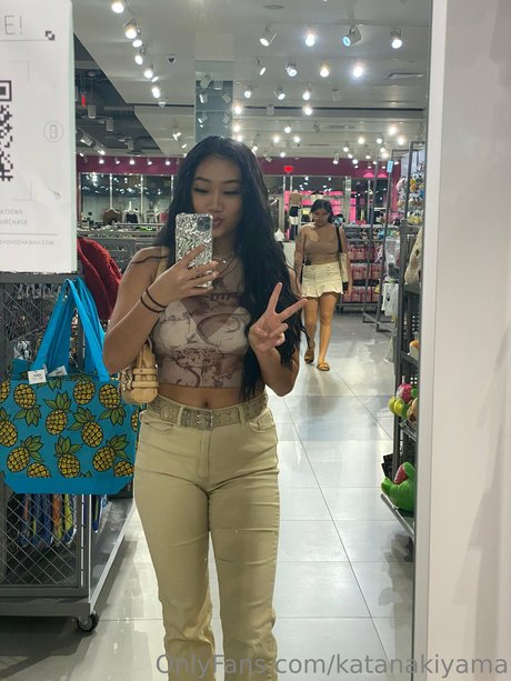 Katana Kiyama_ porn star img