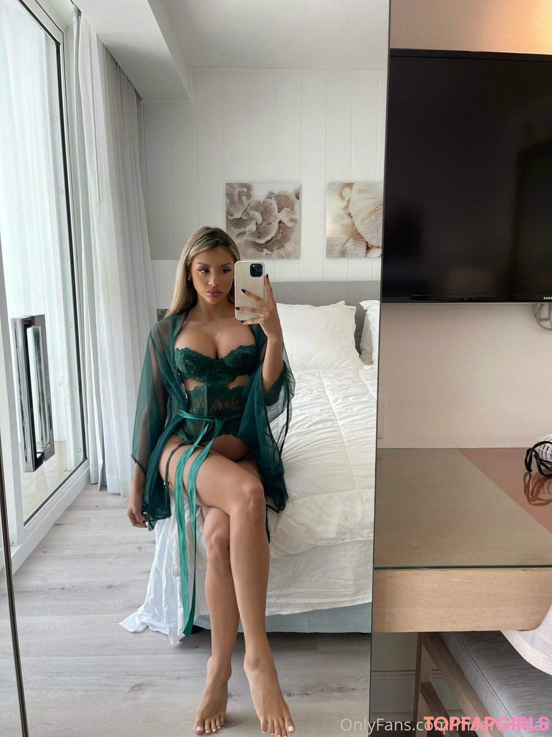 Mariana Morais star sexy gallery