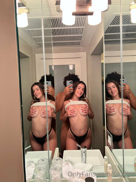 transgender onlyfans hot nude photos