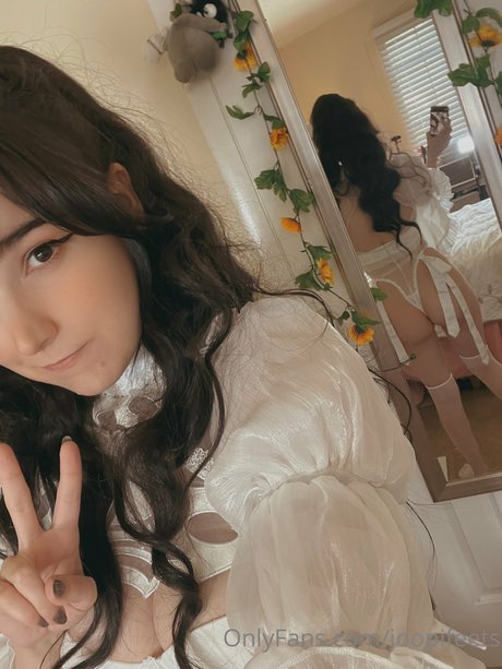 Jessie Smith model photos