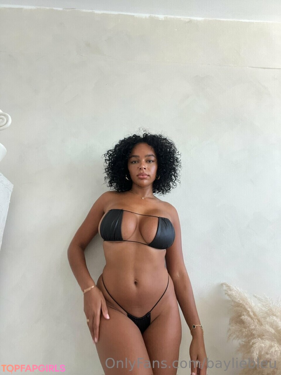 hairy vagina onlyfans pretty galleries