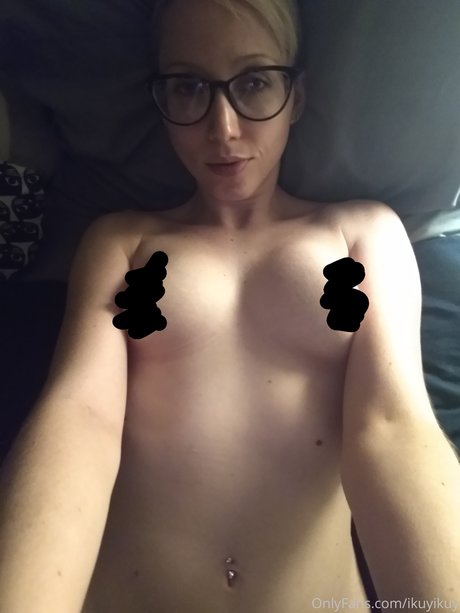 Ikuy Cosplayer perfect model archive