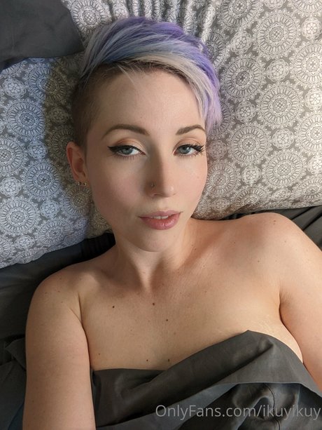 Ikuy Cosplayer pornstar adult pic