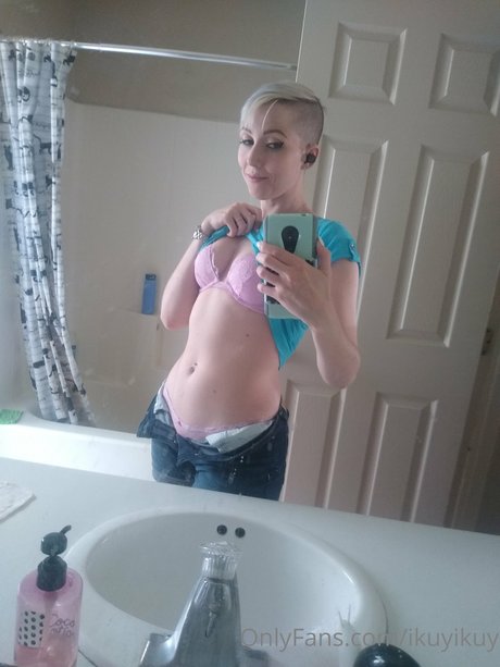 Ikuy Cosplayer perfect pornstar picture