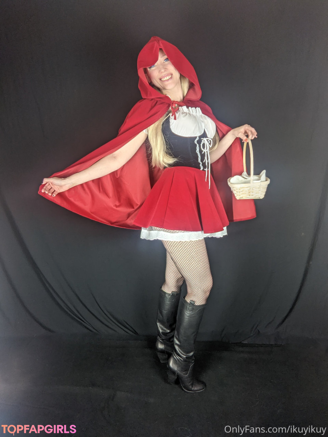 Ikuy Cosplayer star nudes photos