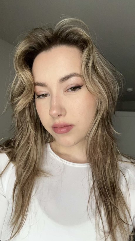 Alice Klomp adult star images