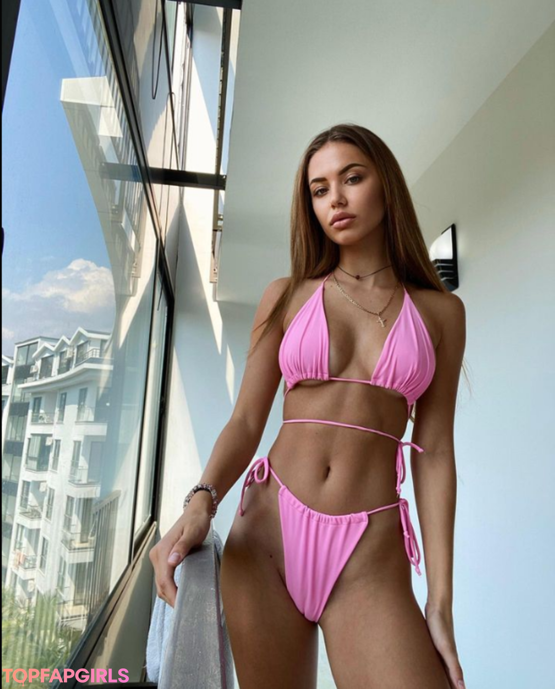 Mia Ricci star erotic pics