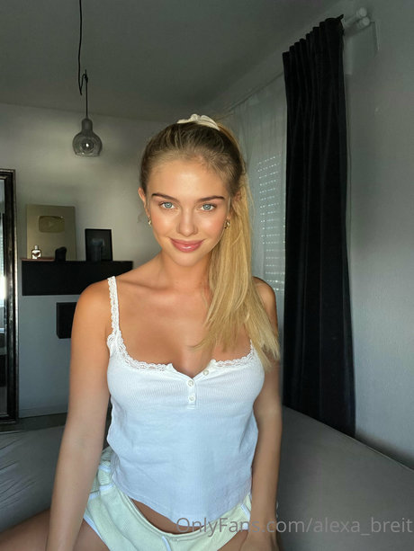 Alexa Breit nudes star pic