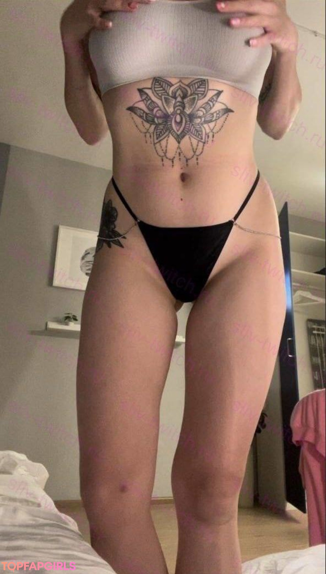 Lyasheva pornstar erotic pic