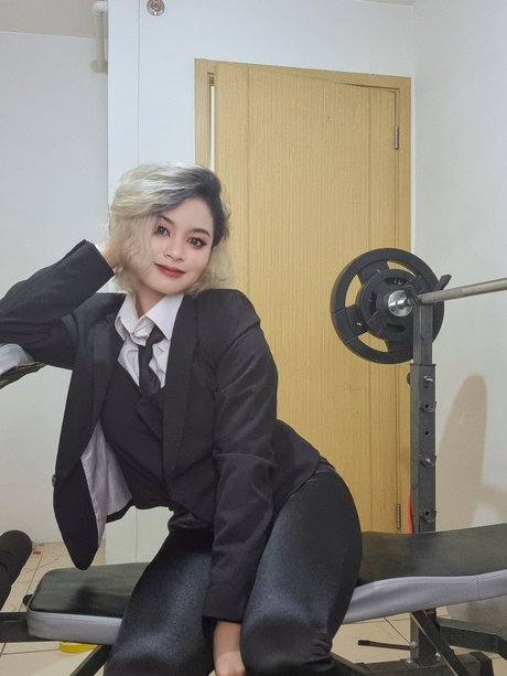 Nyaaati nice model picture