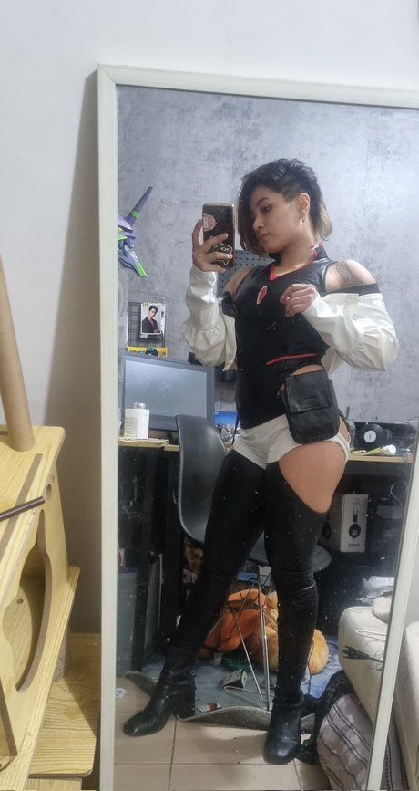 Nyaaati nice model img