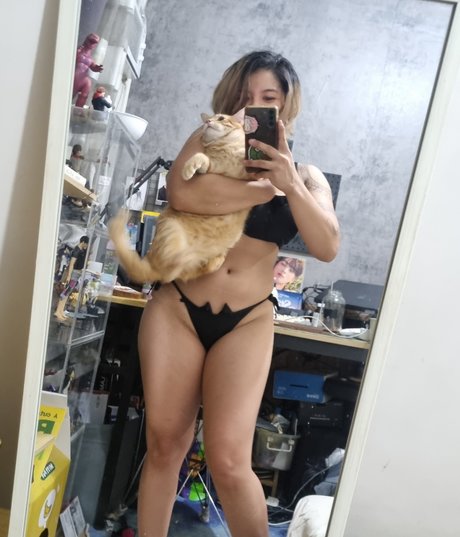 Nyaaati star art archive