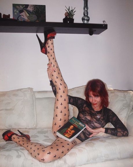 teen shemale onlyfans exclusive image