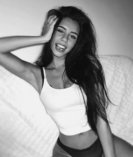 busty teen onlyfans porn gallery