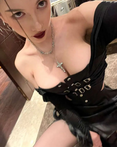 corpus onlyfans art naked photos