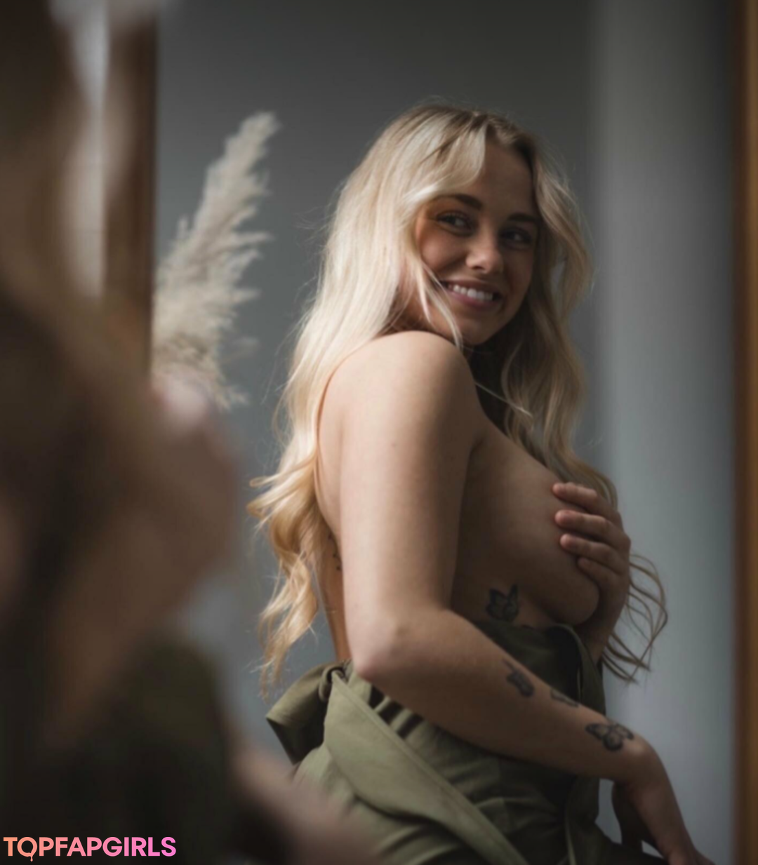 Sophie Riedemann sex star img