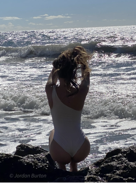 Jordan Burton model hd img