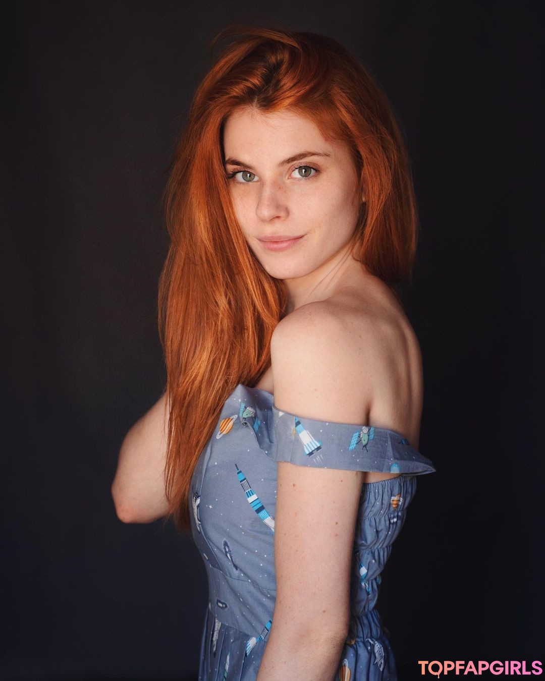 Lucilla Jiggly star hd photos