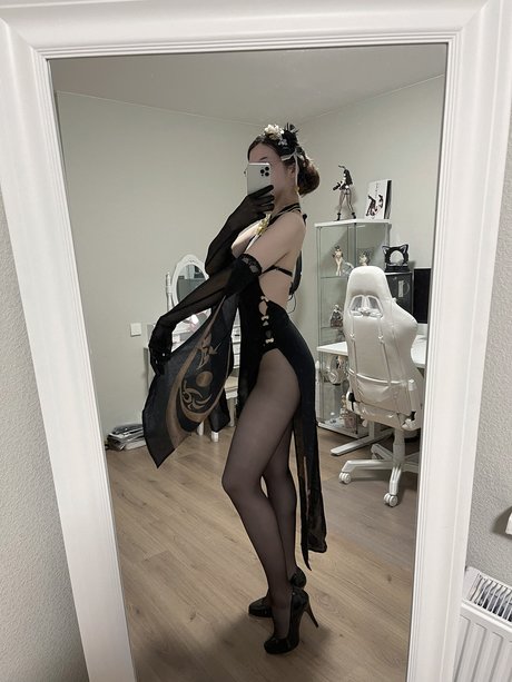 Candy Ball pornstar adult galleries