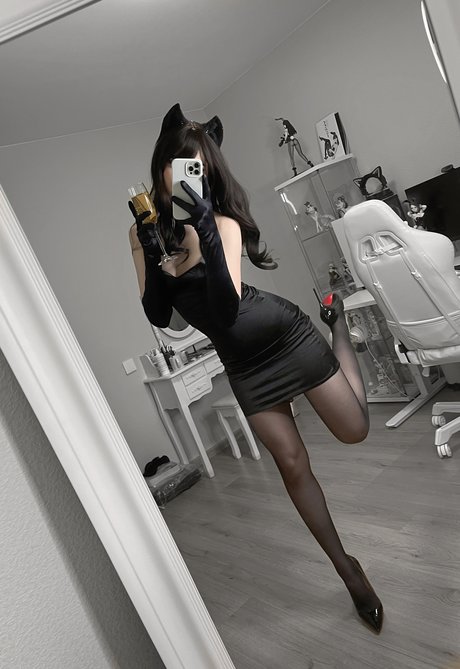 Candy Ball nudes pornstar image