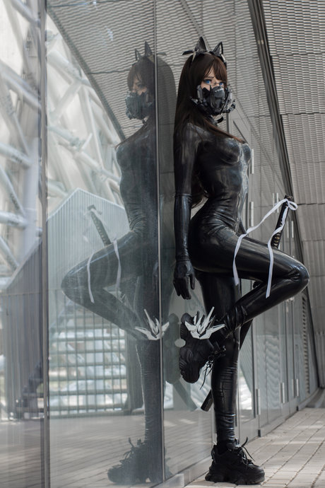 Candy Ball naked model photo